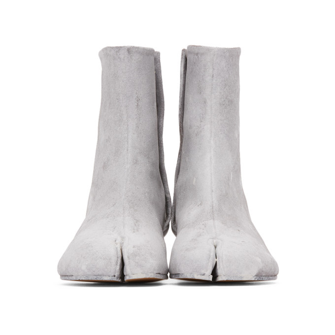 Maison Margiela SSENSE Exclusive White Painted Tabi Low Heel Boots ...