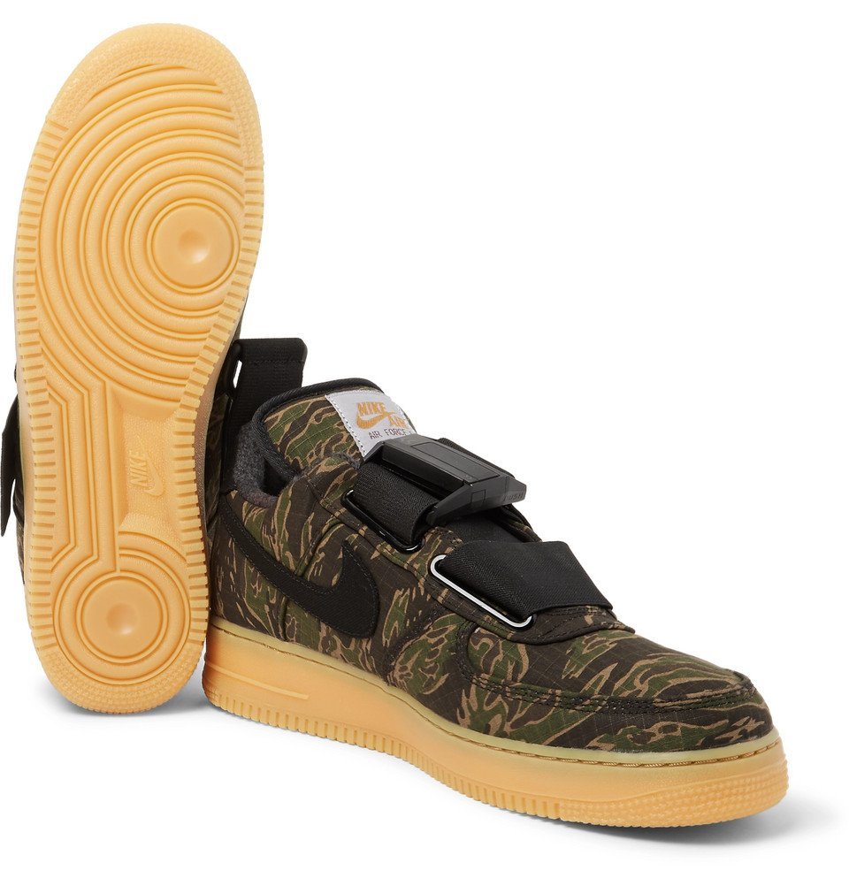 nike air force 1 carhartt camo