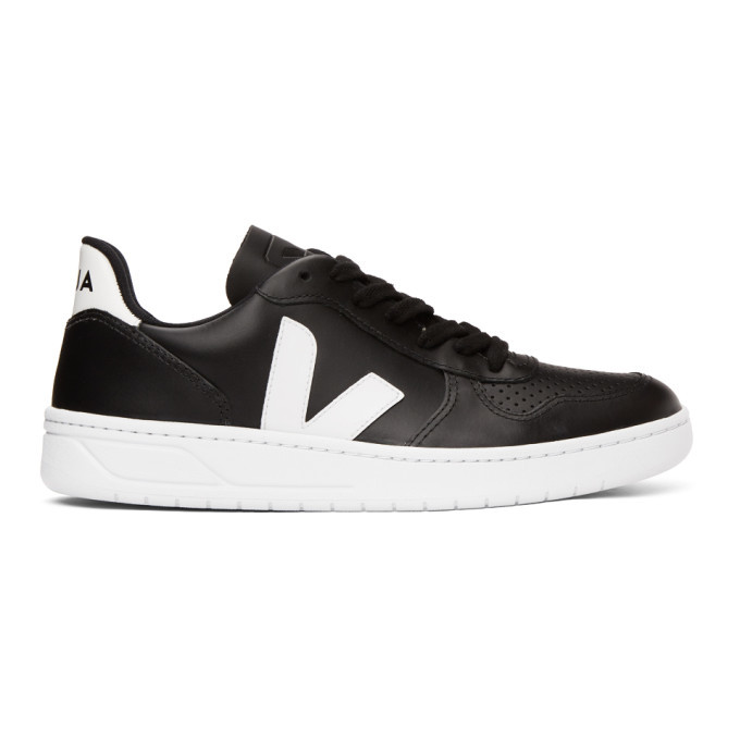 Veja Black and White V10 Sneakers VEJA