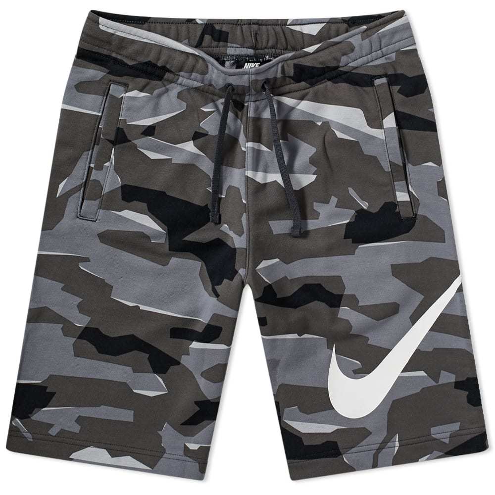 nike club camo joggers in green