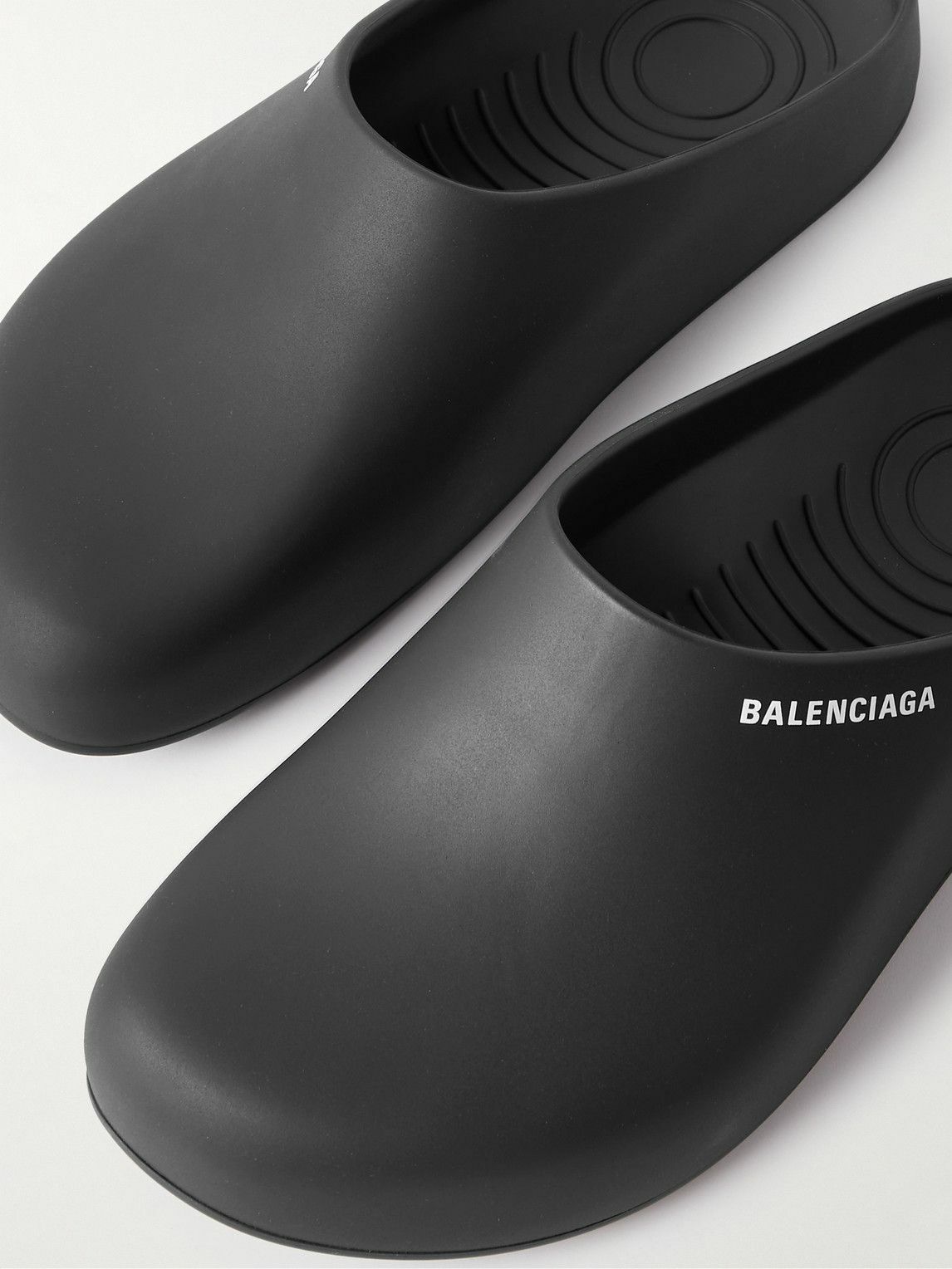 balenciaga pool sandals