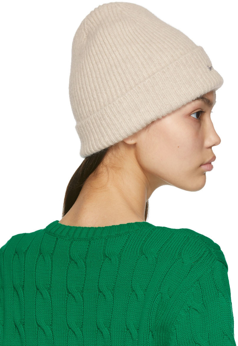 Sporty & Rich Beige Dina Serif Logo Beanie Sporty & Rich