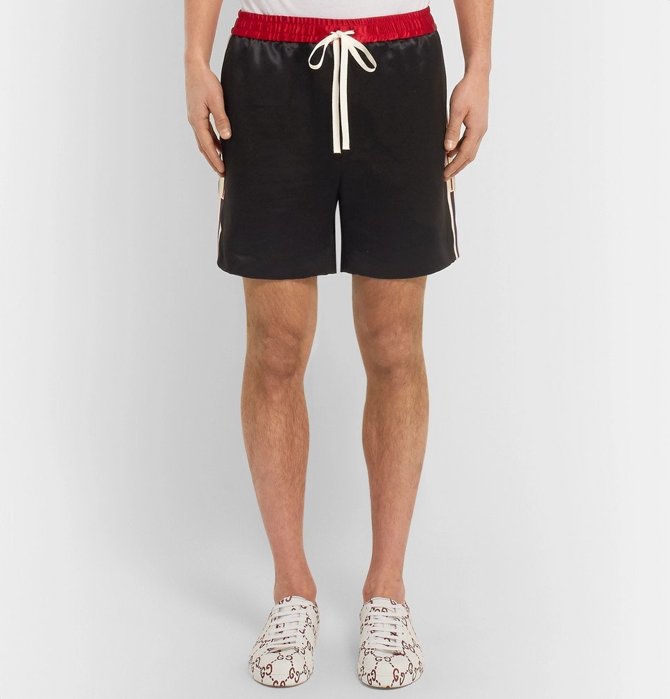 Gucci - Wide-Leg Webbing-Trimmed Satin-Twill Shorts - Men - Black 