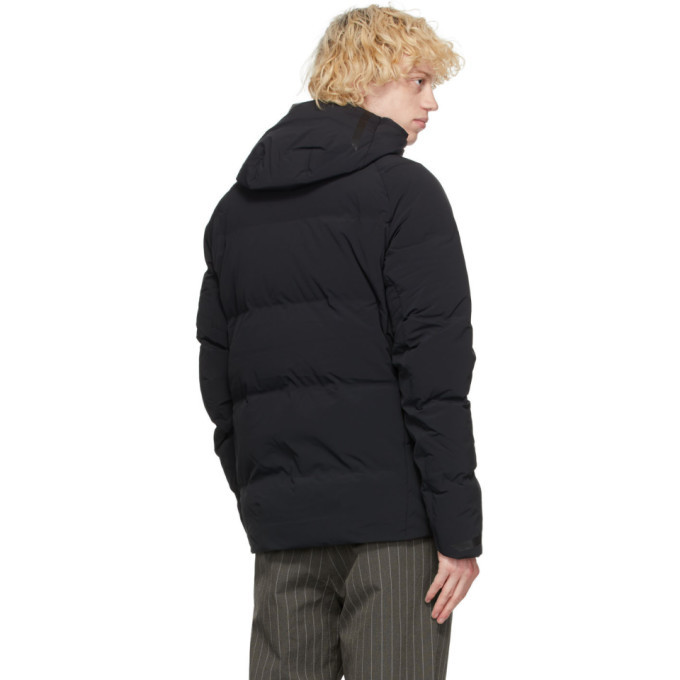 descente storm jacket