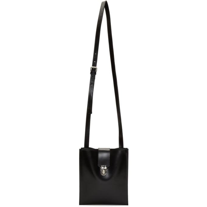 clasp shoulder bag