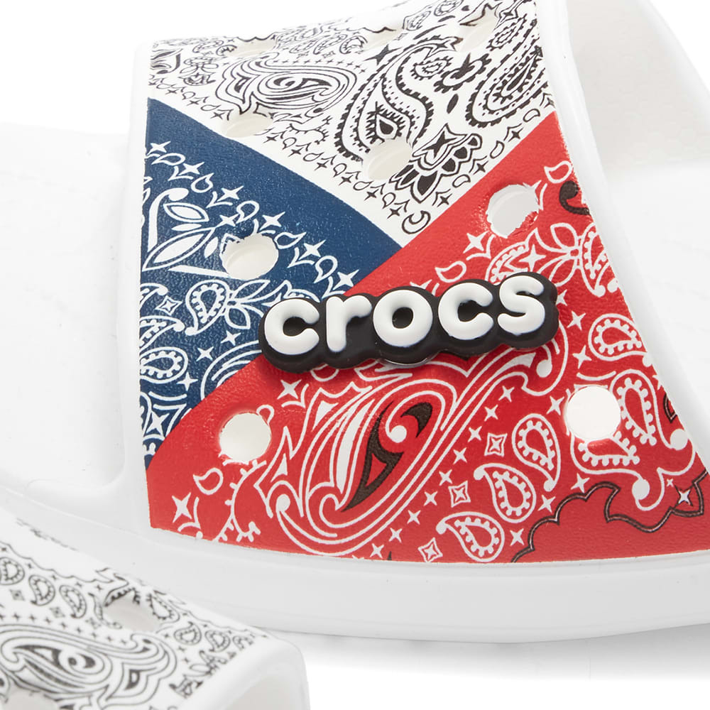 Crocs Classic Bandana Slide in Multi Crocs