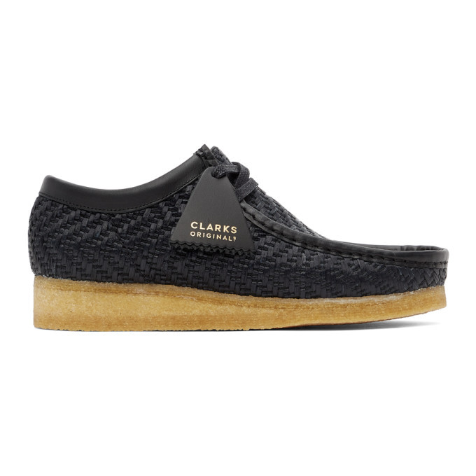 clarks raffia wallabee