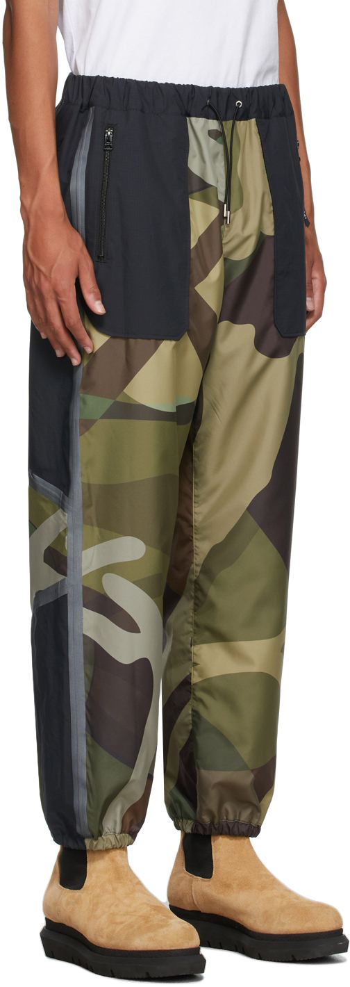 Sacai Green & Black KAWS Edition Camo Lounge Pants Sacai