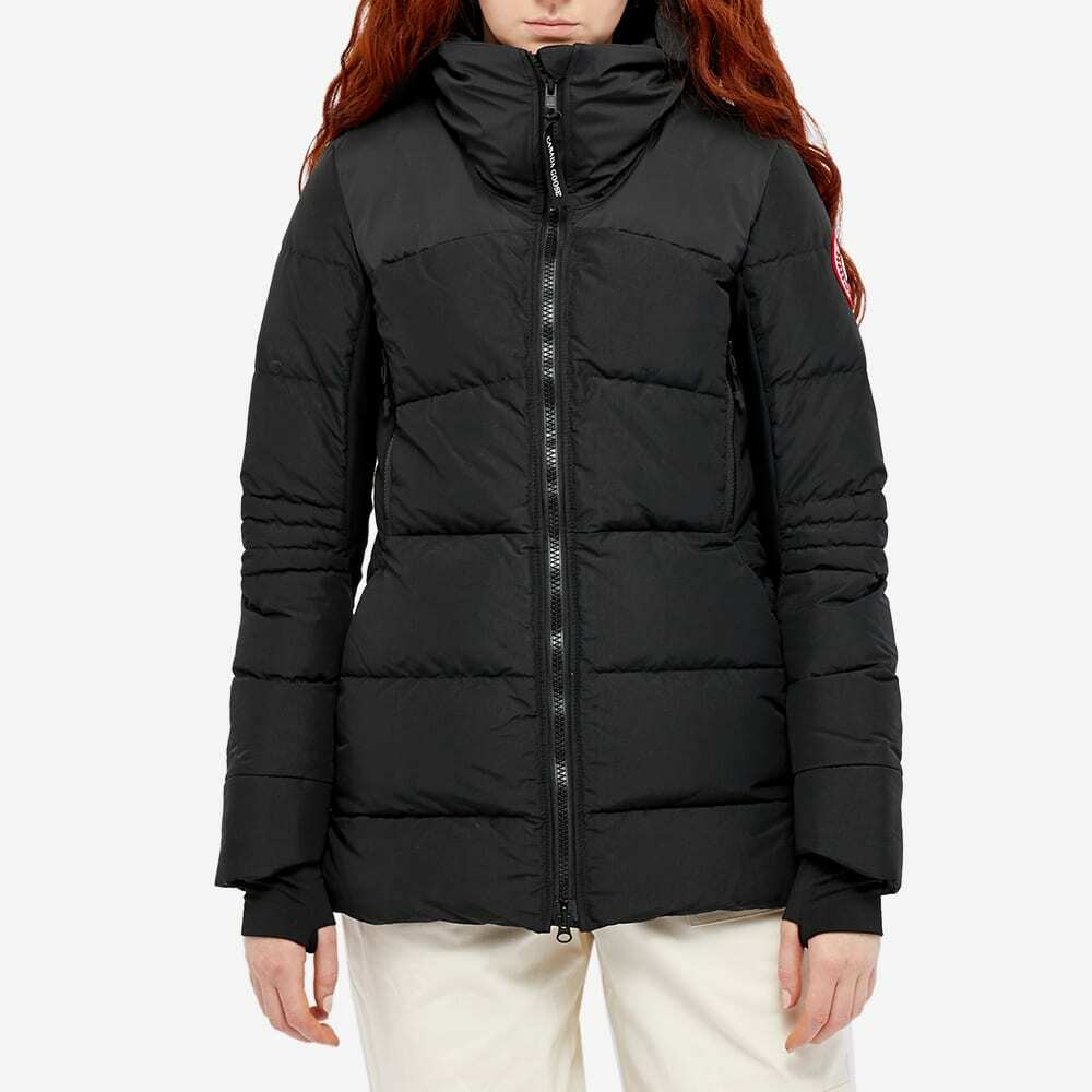 Canada Goose Women's Hybridge Coat in Black Canada Goose