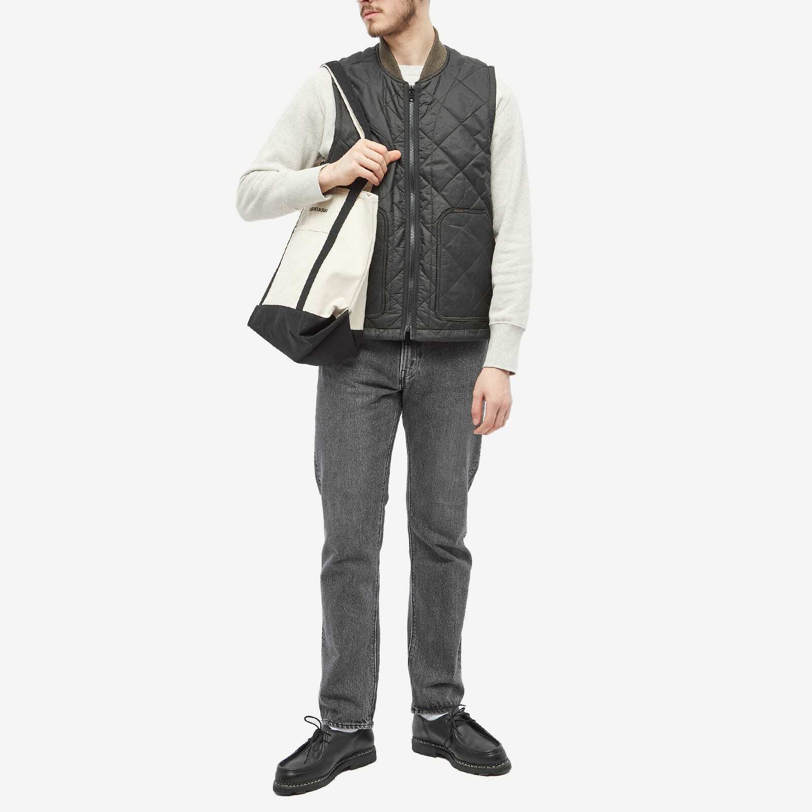 Filson Men's Eagle Plains Liner Vest in Charcoal/Black Filson