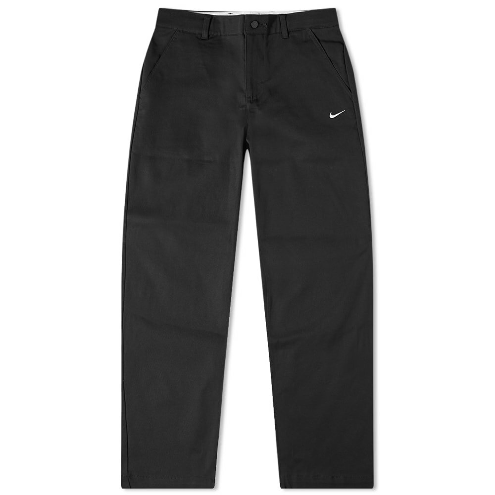 Nike Men's Life Chino Pant in Black Nike