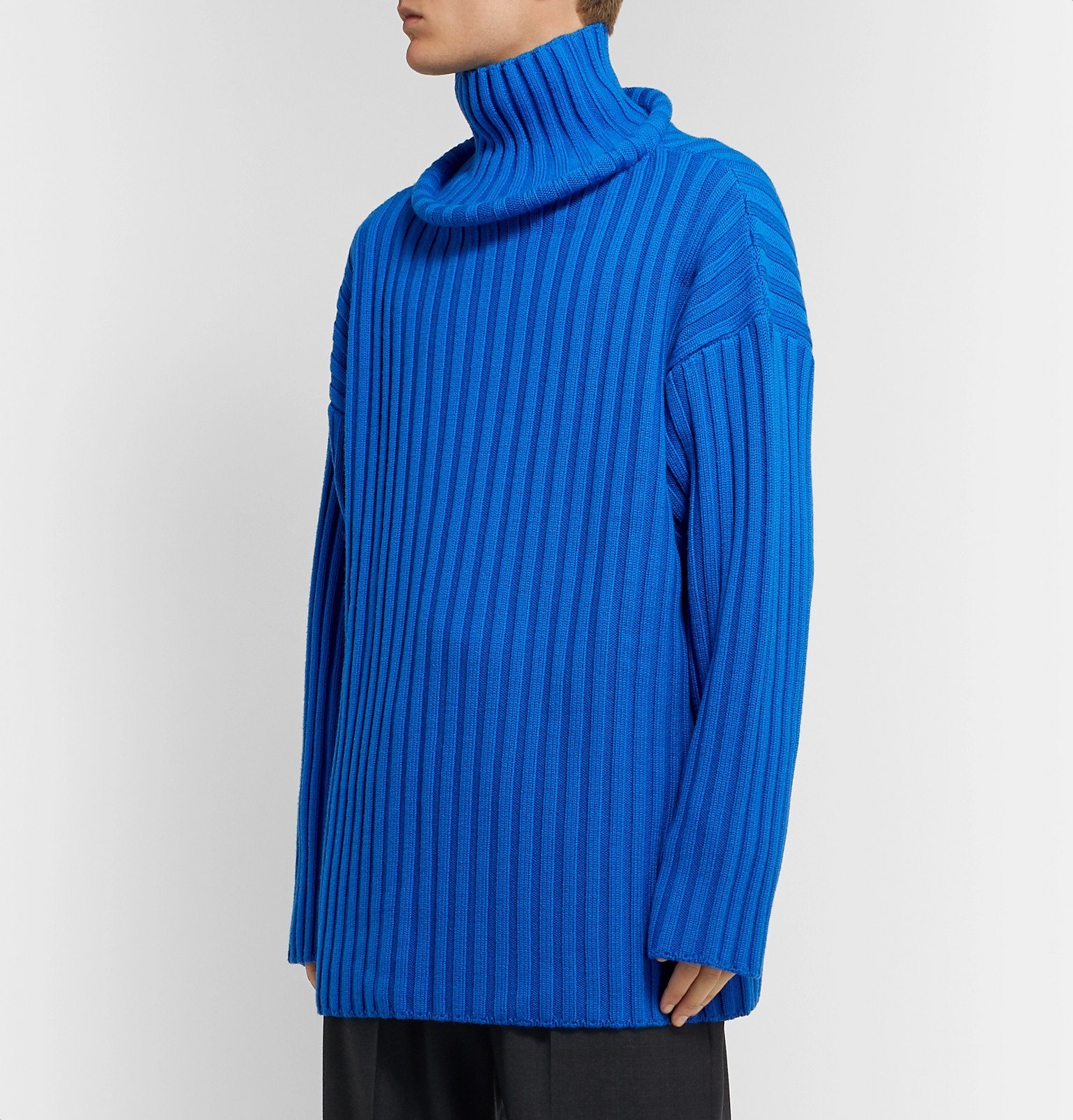 balenciaga ribbed sweater