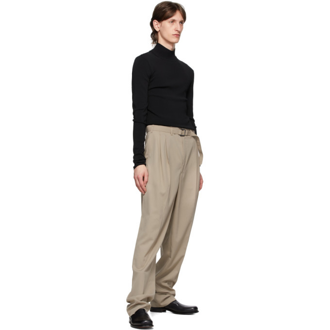 い出のひと時に、とびきりのおしゃれを! lemaire BELTED PLEAT PANTS - スラックス