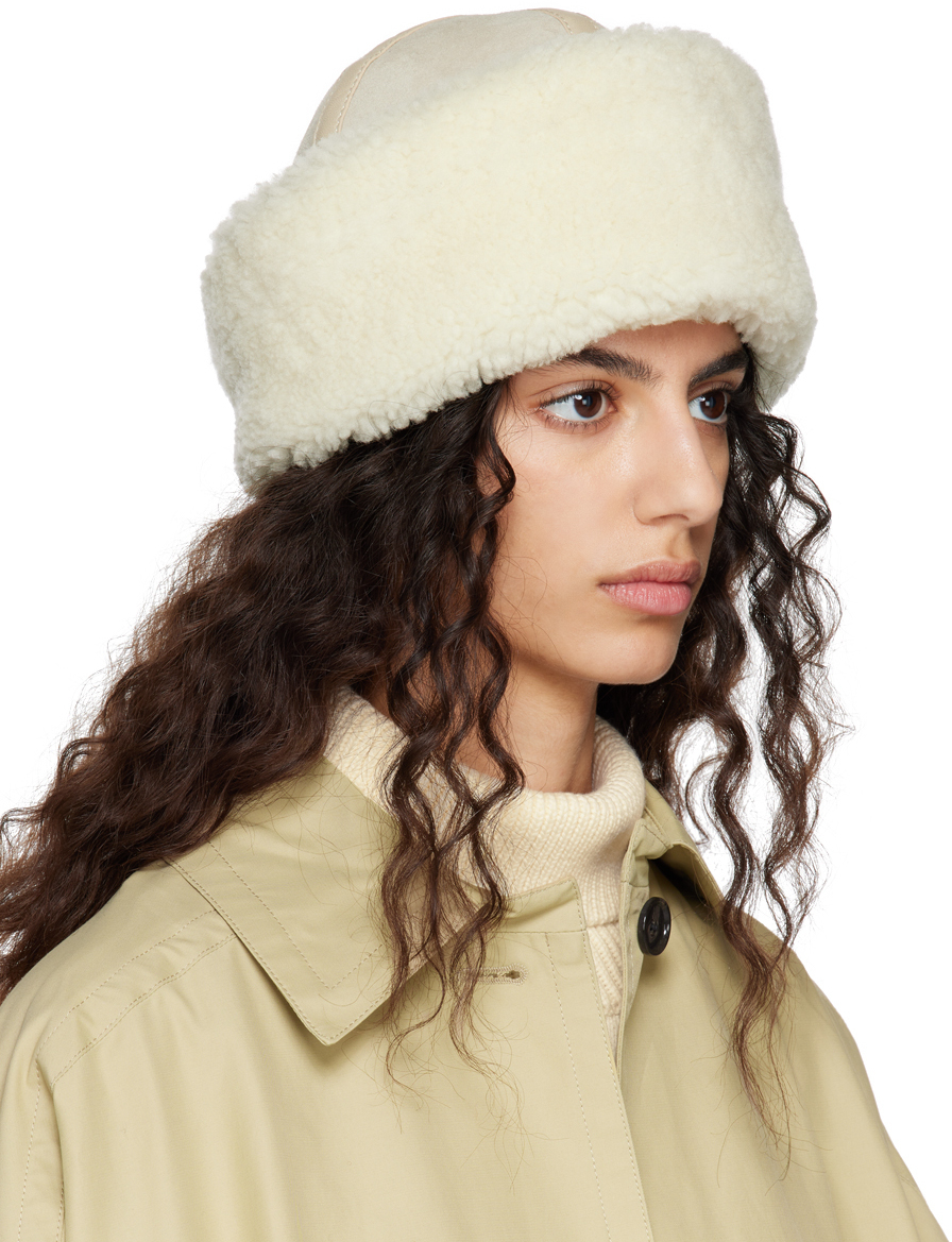 Totême Off-White Shearling Hat Toteme