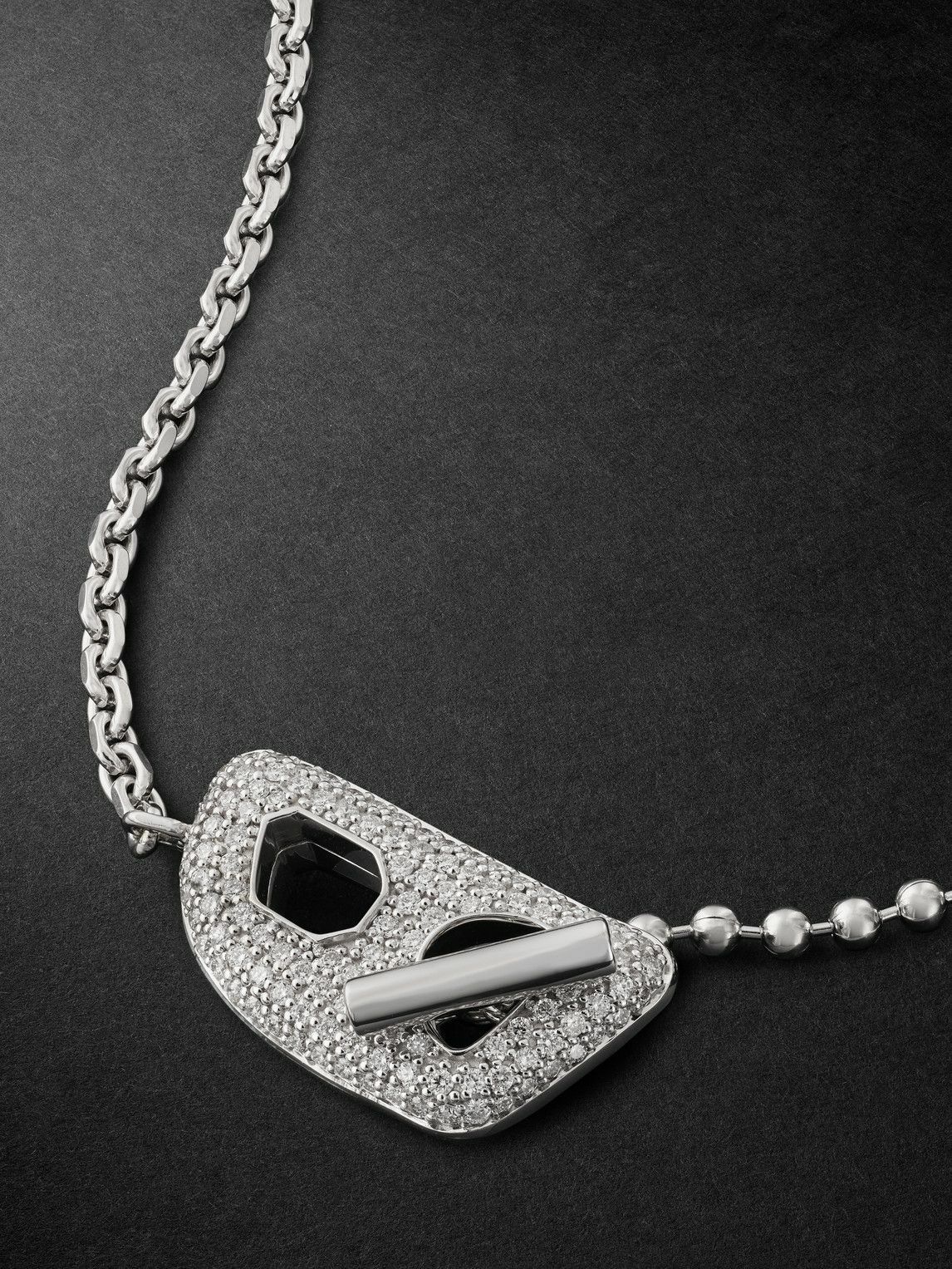 Aera Necklace