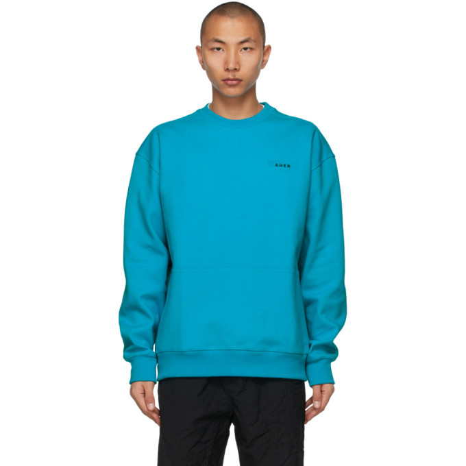 kangaroo pocket sweatshirt
