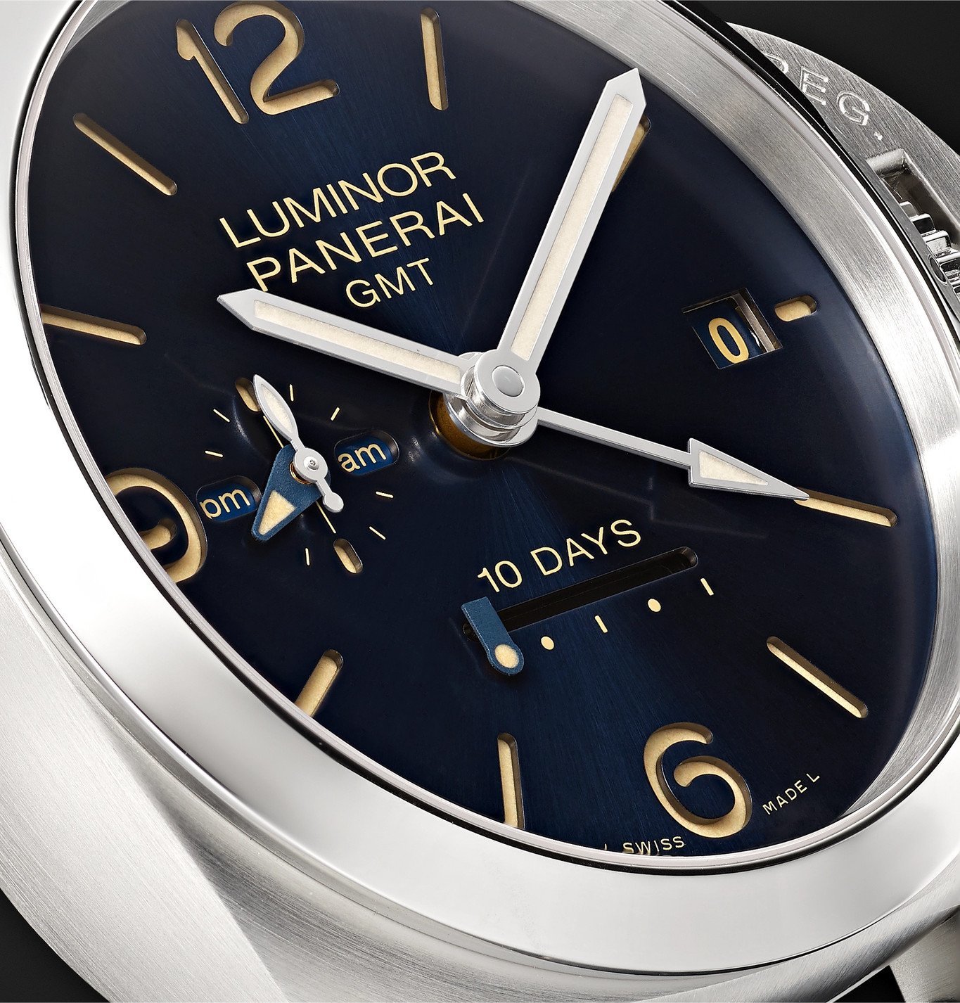 blue panerai luminor