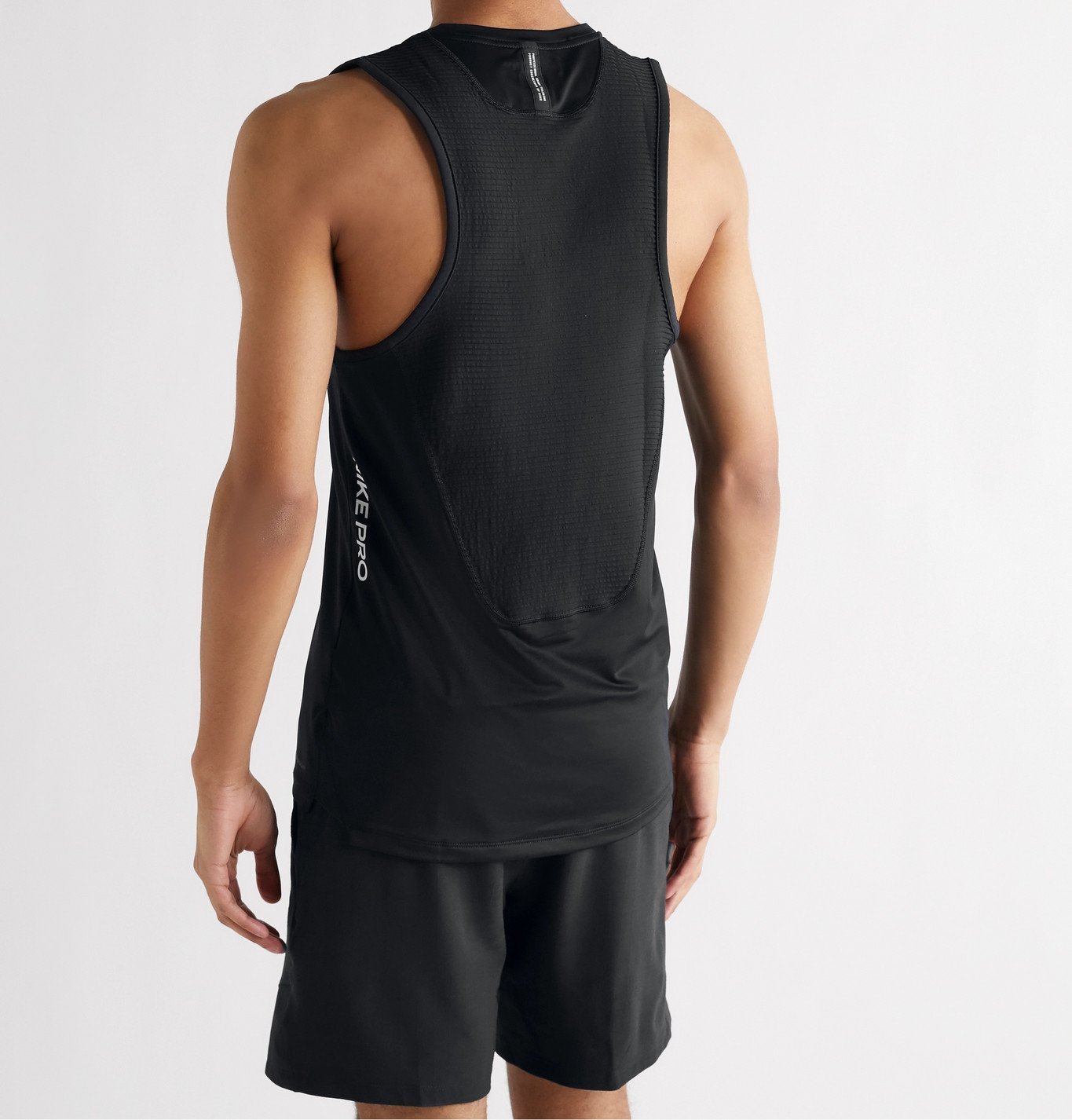 nike men's pro aeroadapt tank top