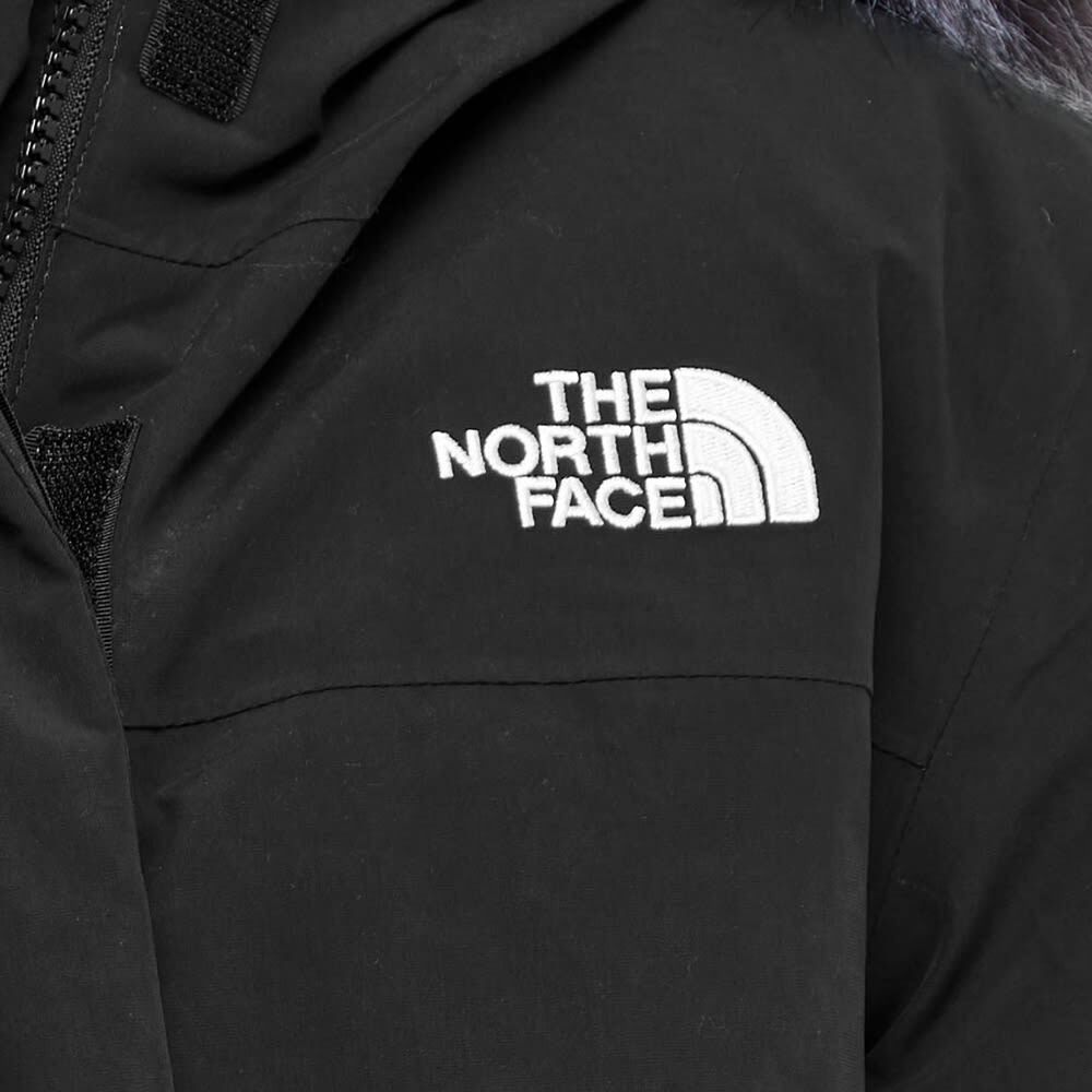The North Face Women's Arctic Parka Jacket in Tnf Black The North Face