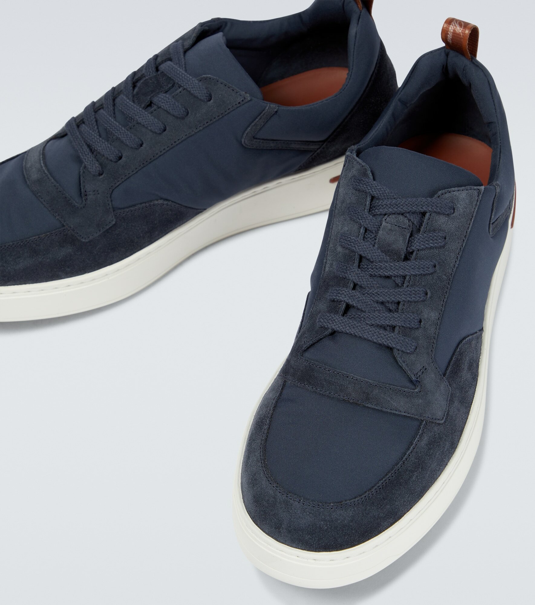 LP NEWPORT WALK SNEAKERS BLACK AND LEAD SUEDE