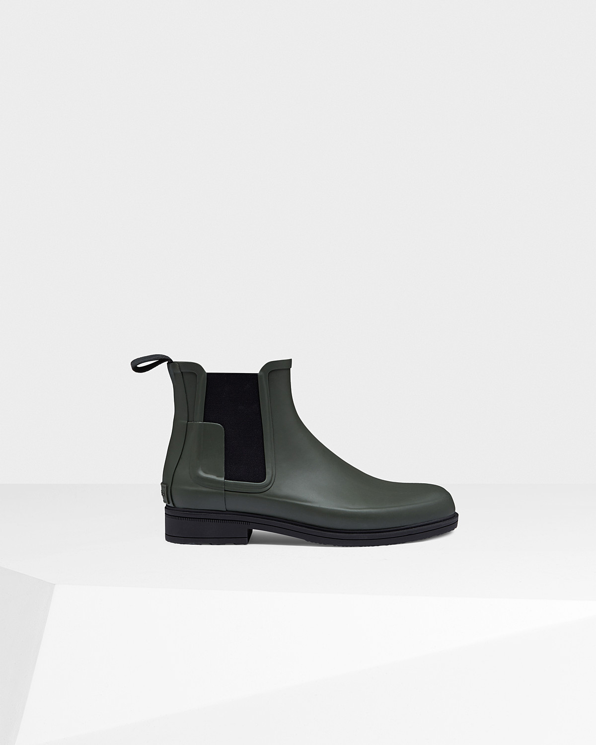 hunter original refined dark sole chelsea boots