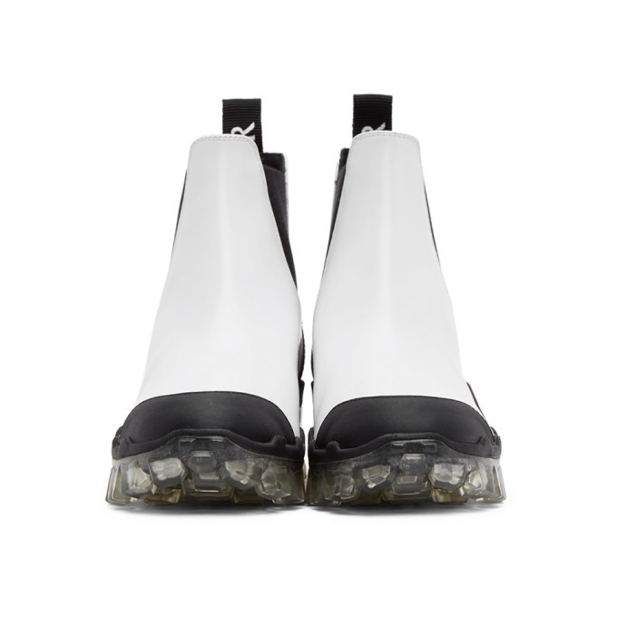 moncler hanya patent chelsea boots