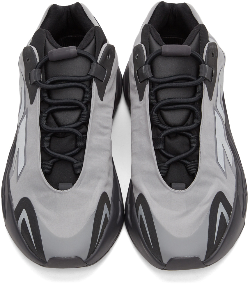 yeezy black and silver