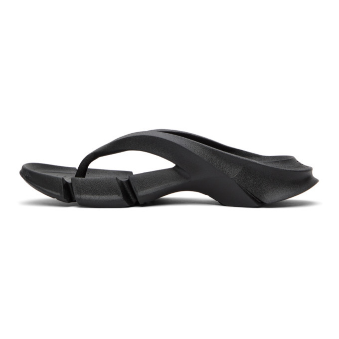 balenciaga molded thong sport sandals - lucindaview
