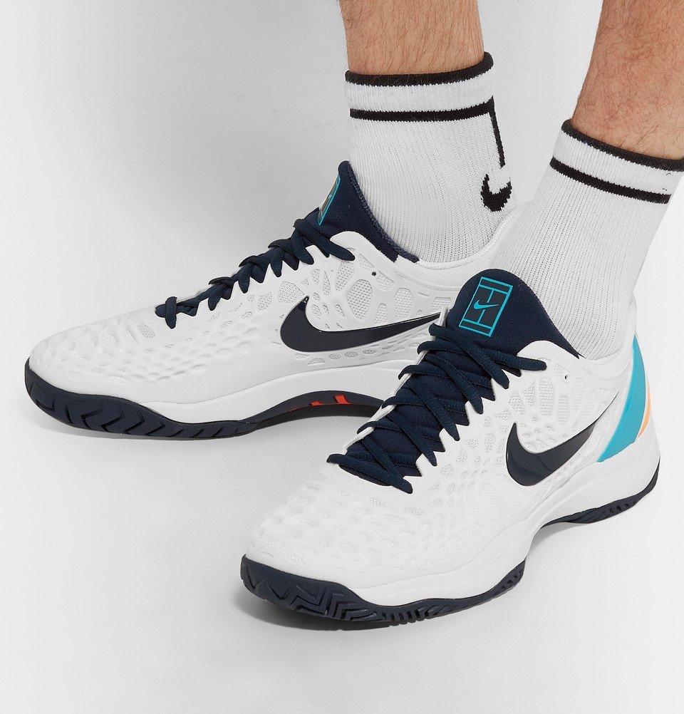 nike men's zoom cage 3 tennis shoes white and obsidian
