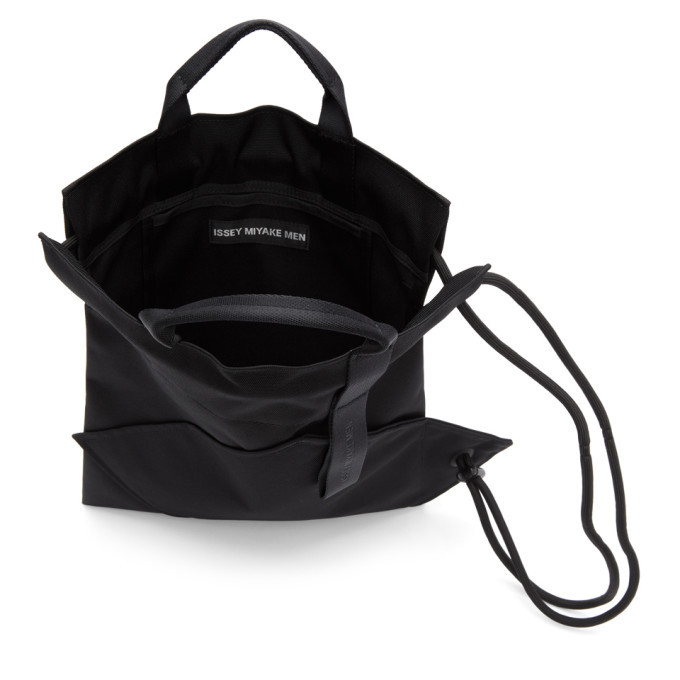 Issey Miyake Black Kinchaku Shoulder Bag Issey Miyake Men