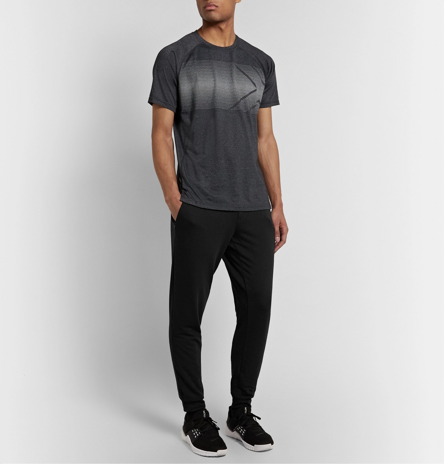 2xu transit track pant