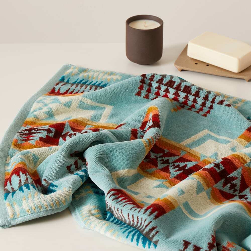 Pendleton Jacquard Hand Towel in Aqua Pendleton