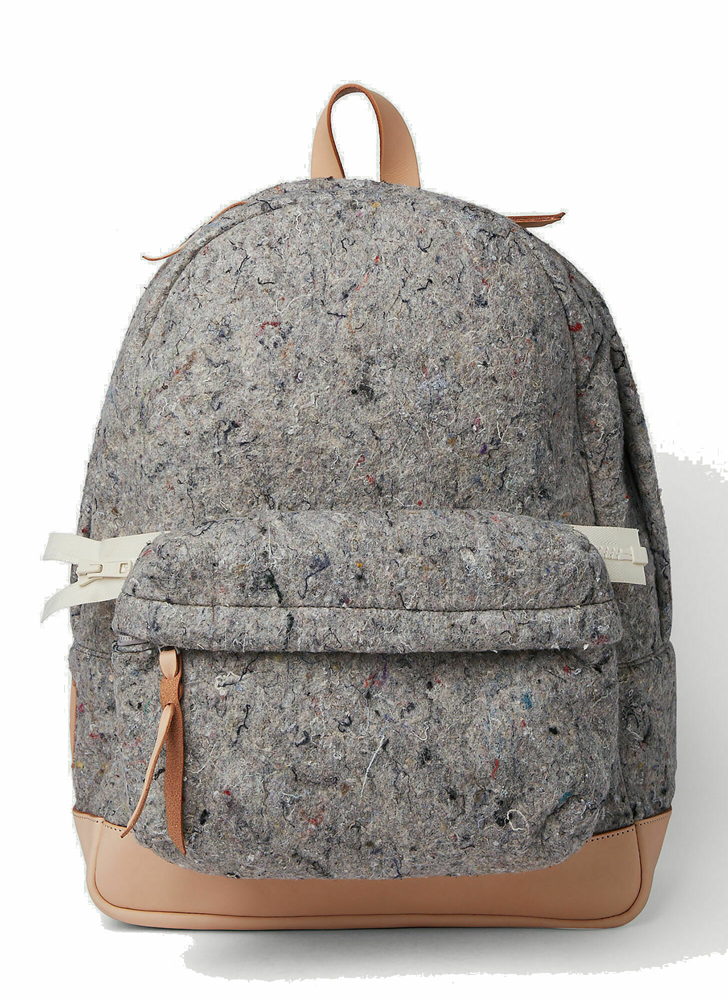 Photo: Recycled Felt Backpack in Grey