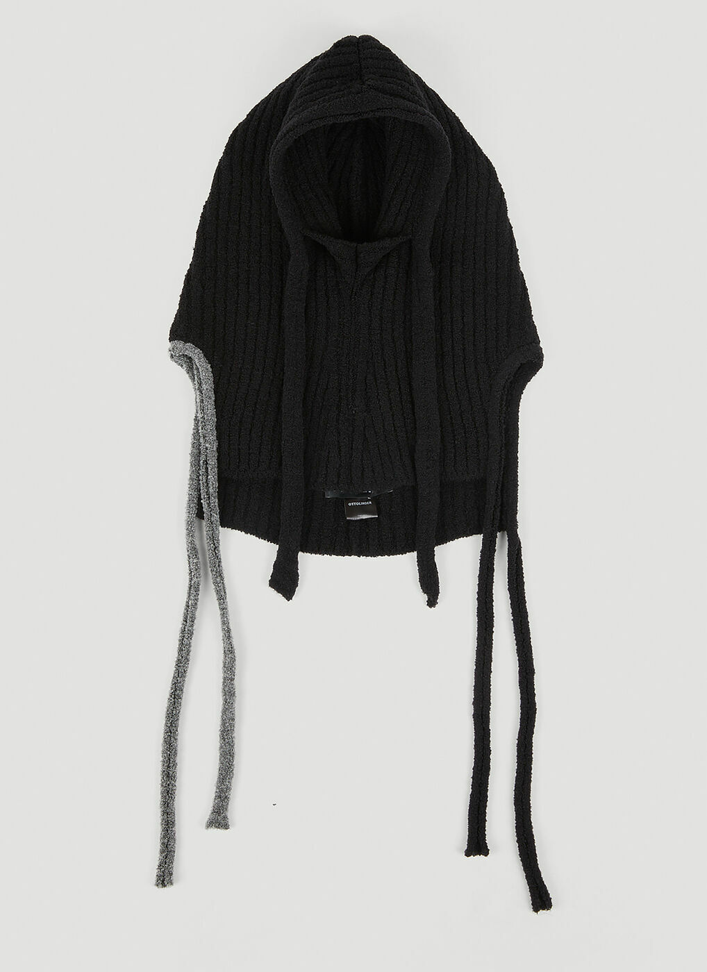 Knit Hood in Black Ottolinger