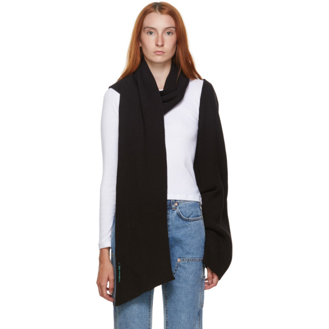 black muffler scarf