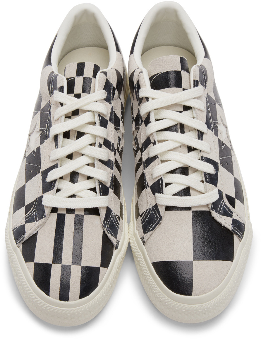 converse black and white checkered
