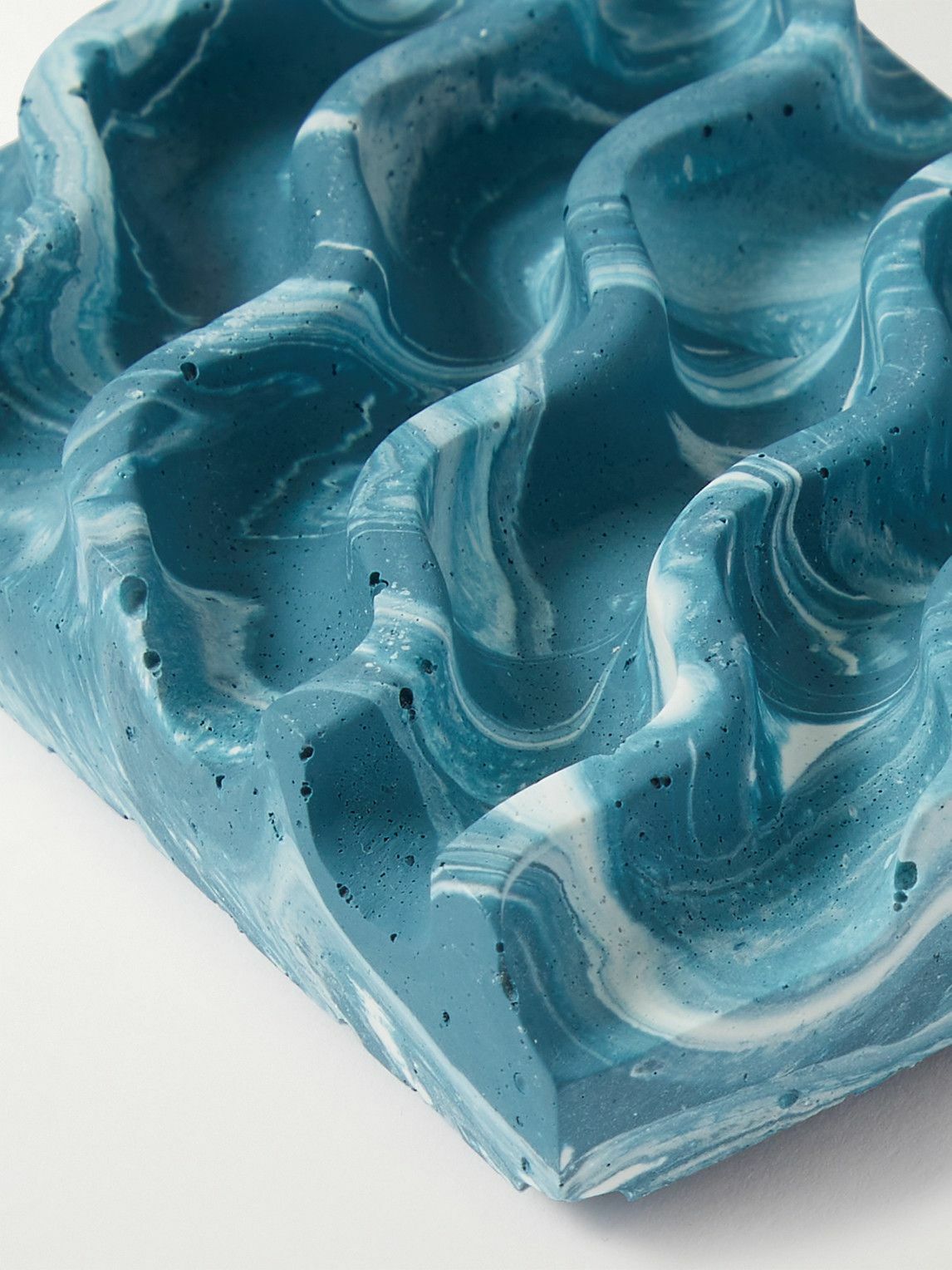 Katie Gillies - Marble-Effect Jesmonite, Acrylic and Resin Soap Dish