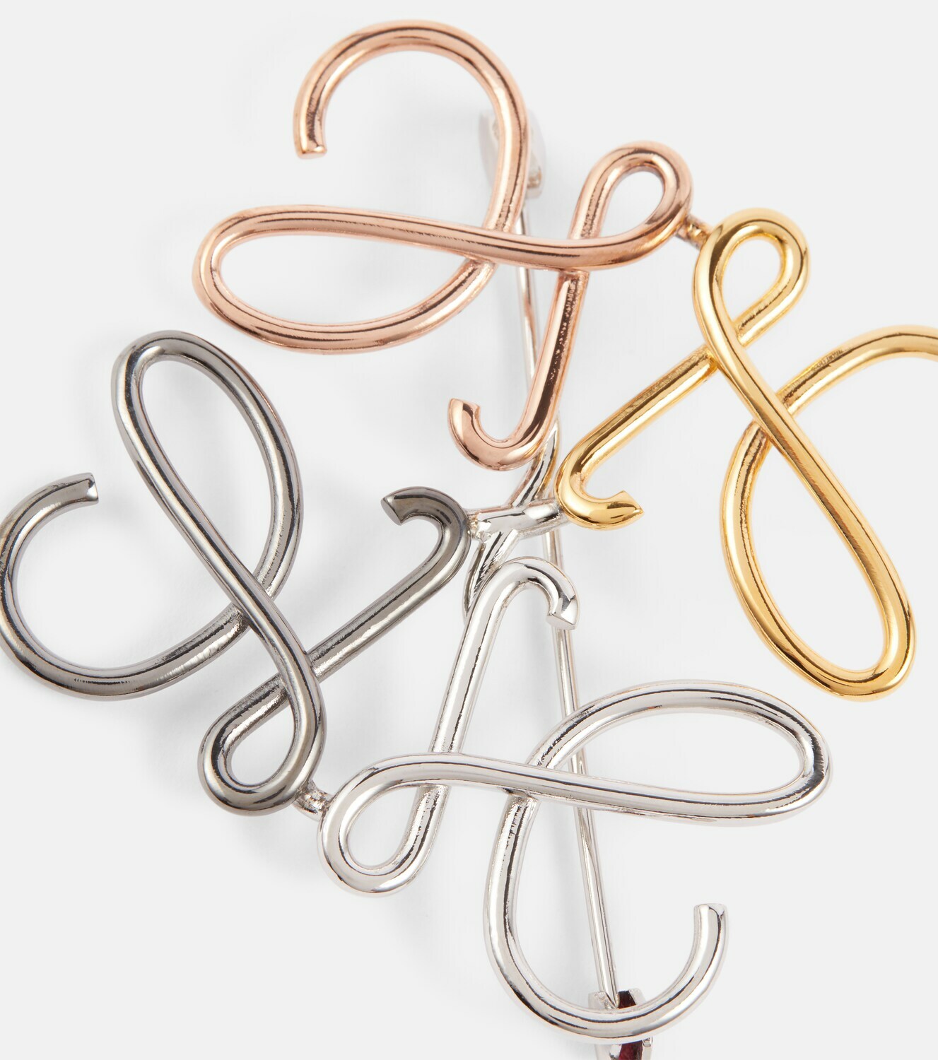 Loewe - Anagram brooch Loewe