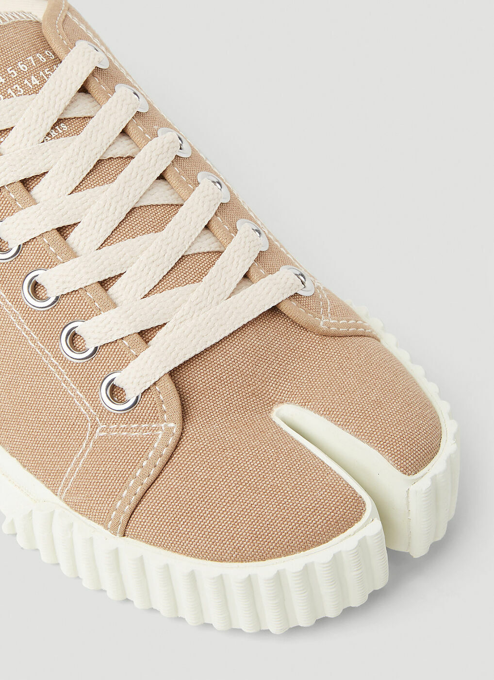 Maison Margiela Tabi Sneakers in Camel Maison Margiela