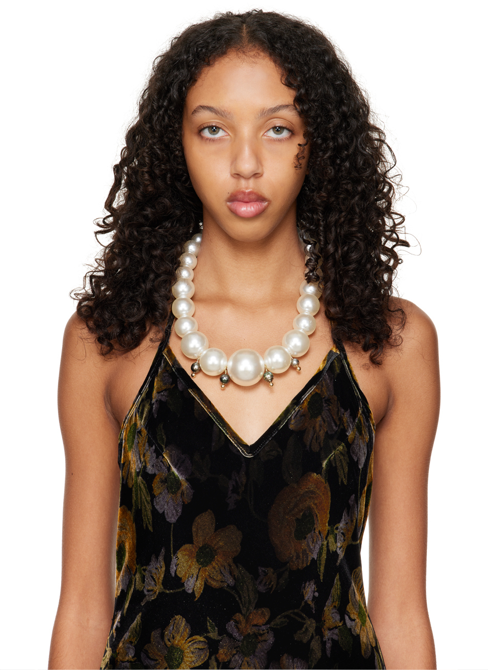 Puppets and Puppets SSENSE Exclusive White Pearl Necklace