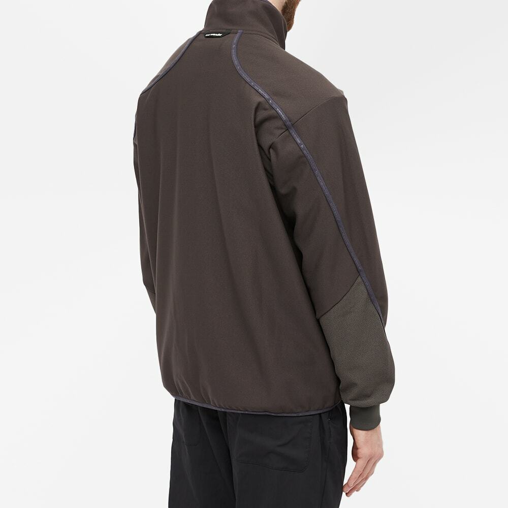 And Wander Men's Light Fleece Jacket in Charcoal and Wander