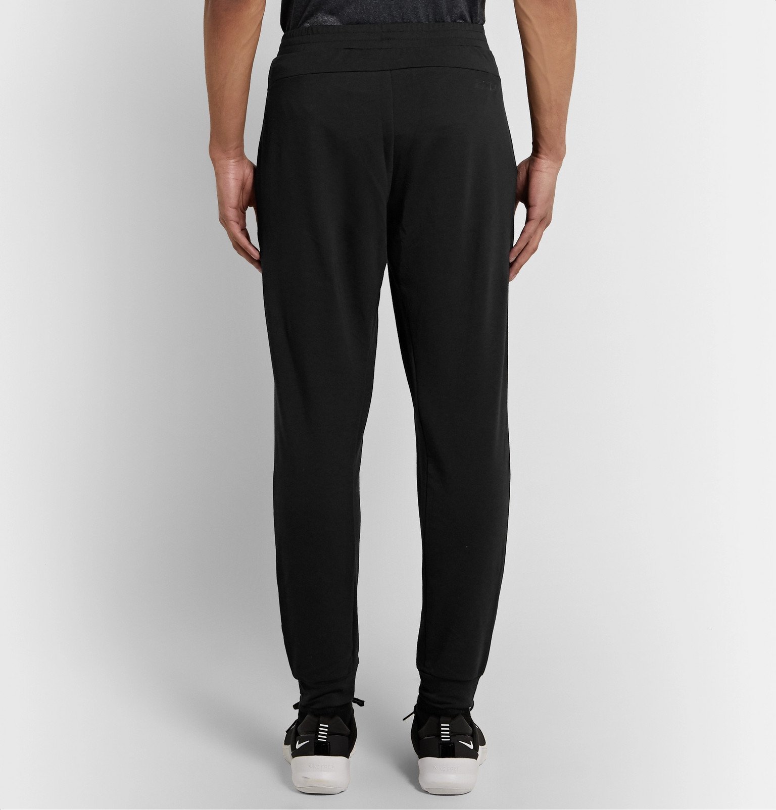 2xu transit track pant