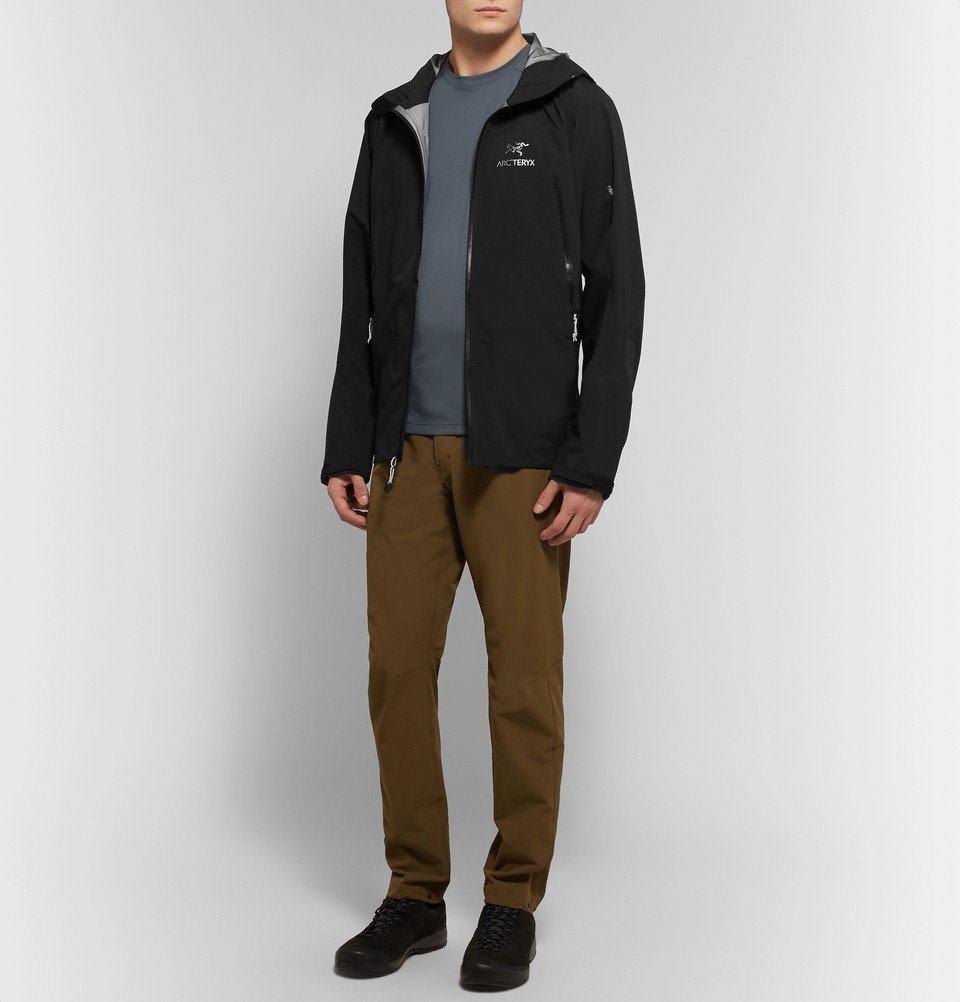 Arc'teryx Zeta AR SlimFit GORETEX Hooded Jacket Men Black Arc'teryx