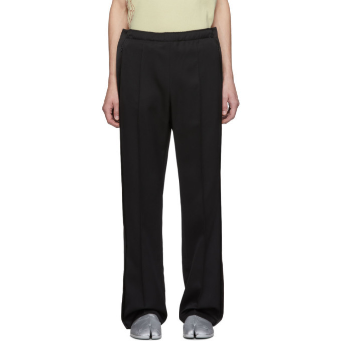 black relaxed trousers