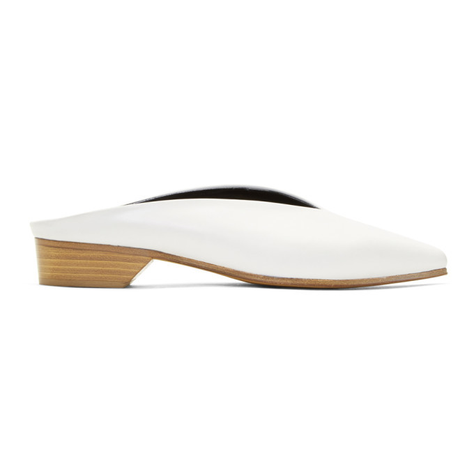 white pointed toe mule