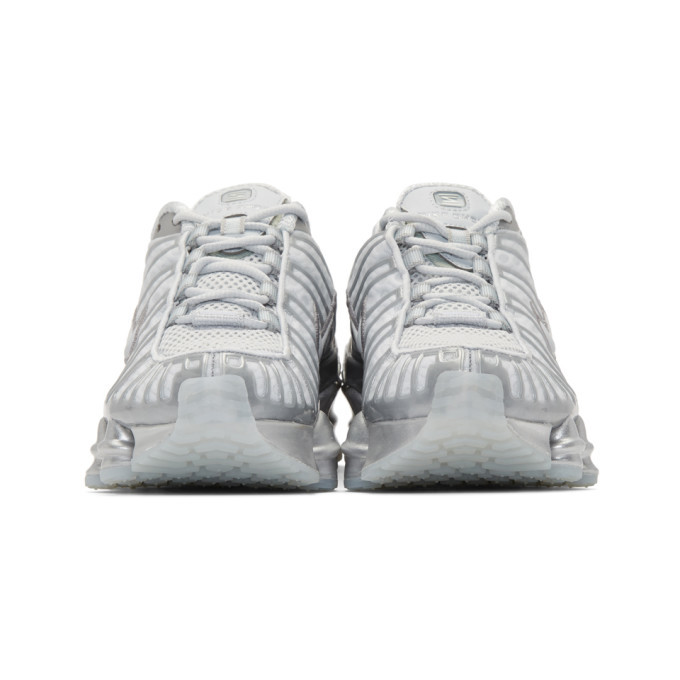 grey shox