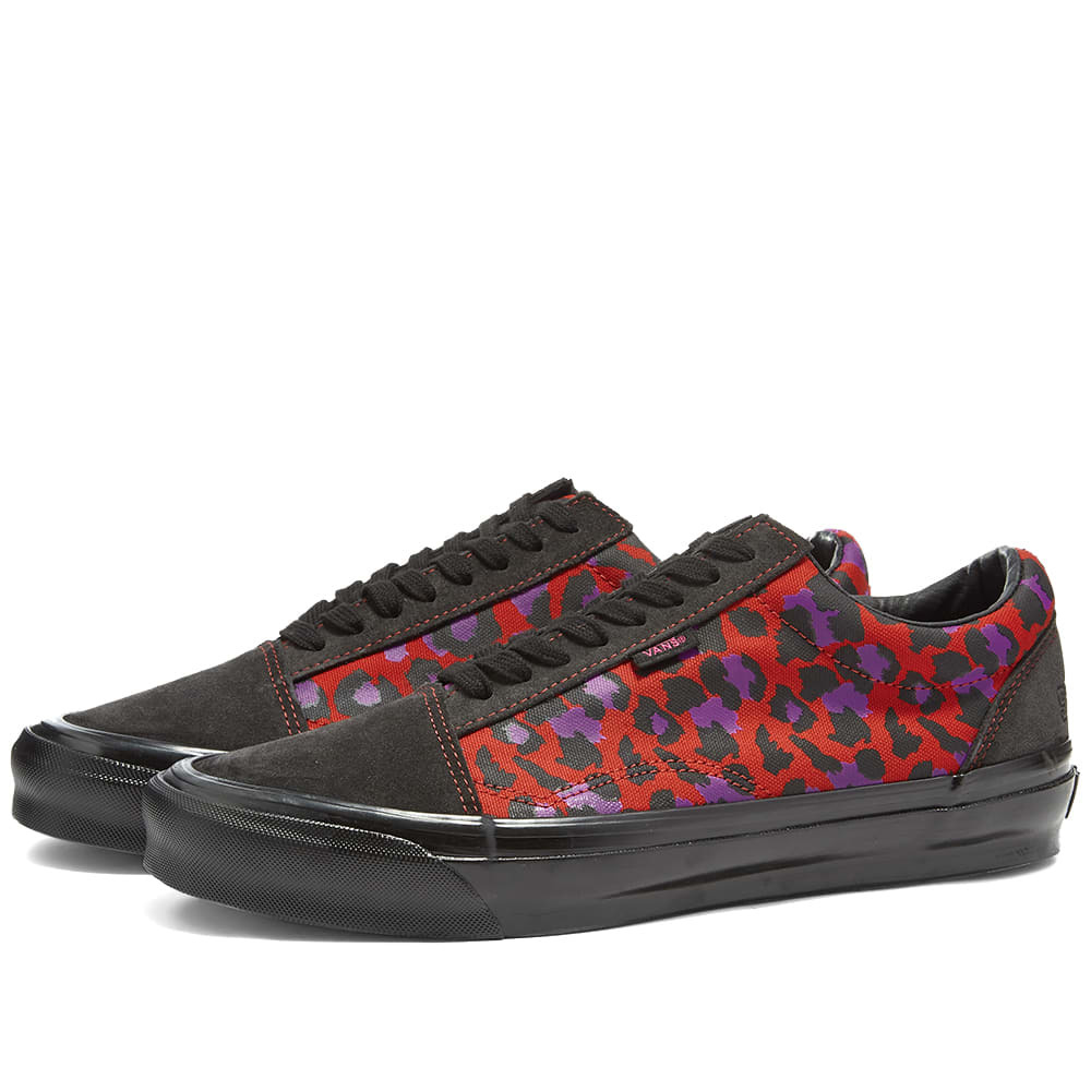 vans x stray rats