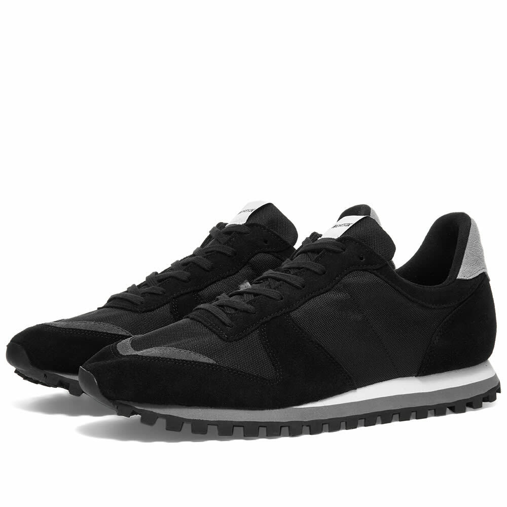 Novesta Marathon Trail Sneakers in Black Novesta