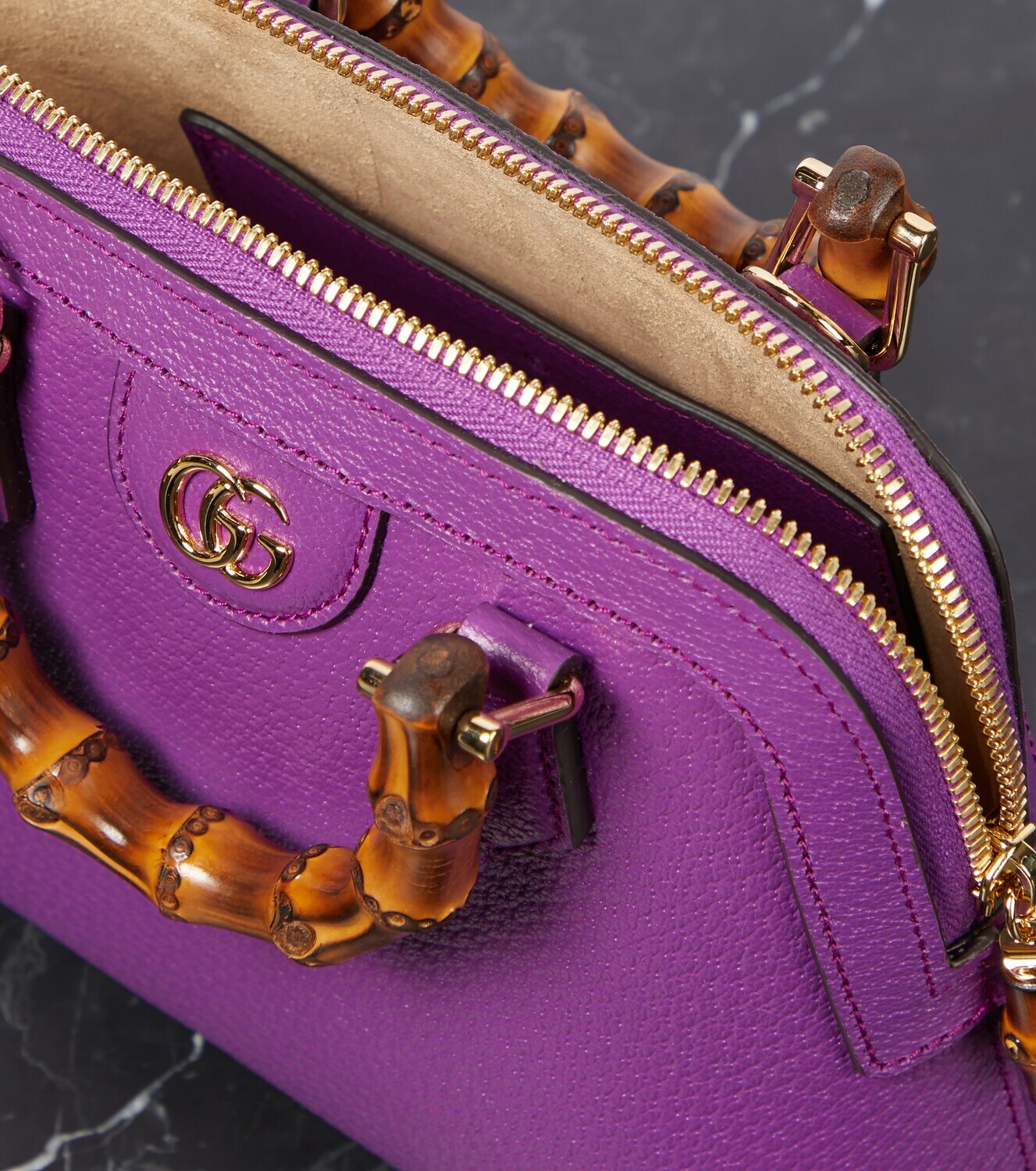 Gucci Gucci Diana Mini leather tote bag Gucci