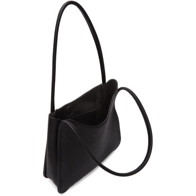 the row symmetric tote